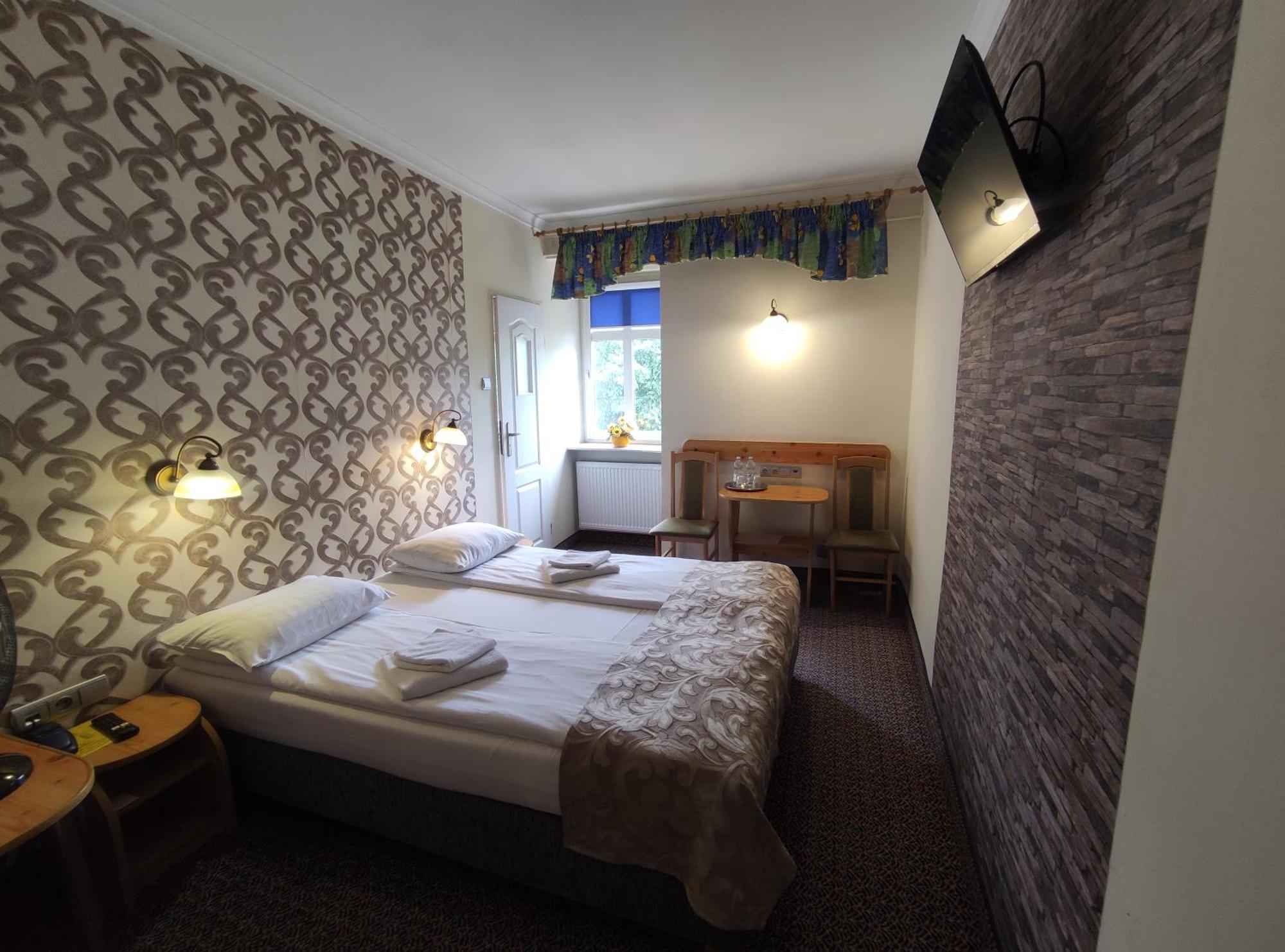 Hotel Atena スウプスク エクステリア 写真
